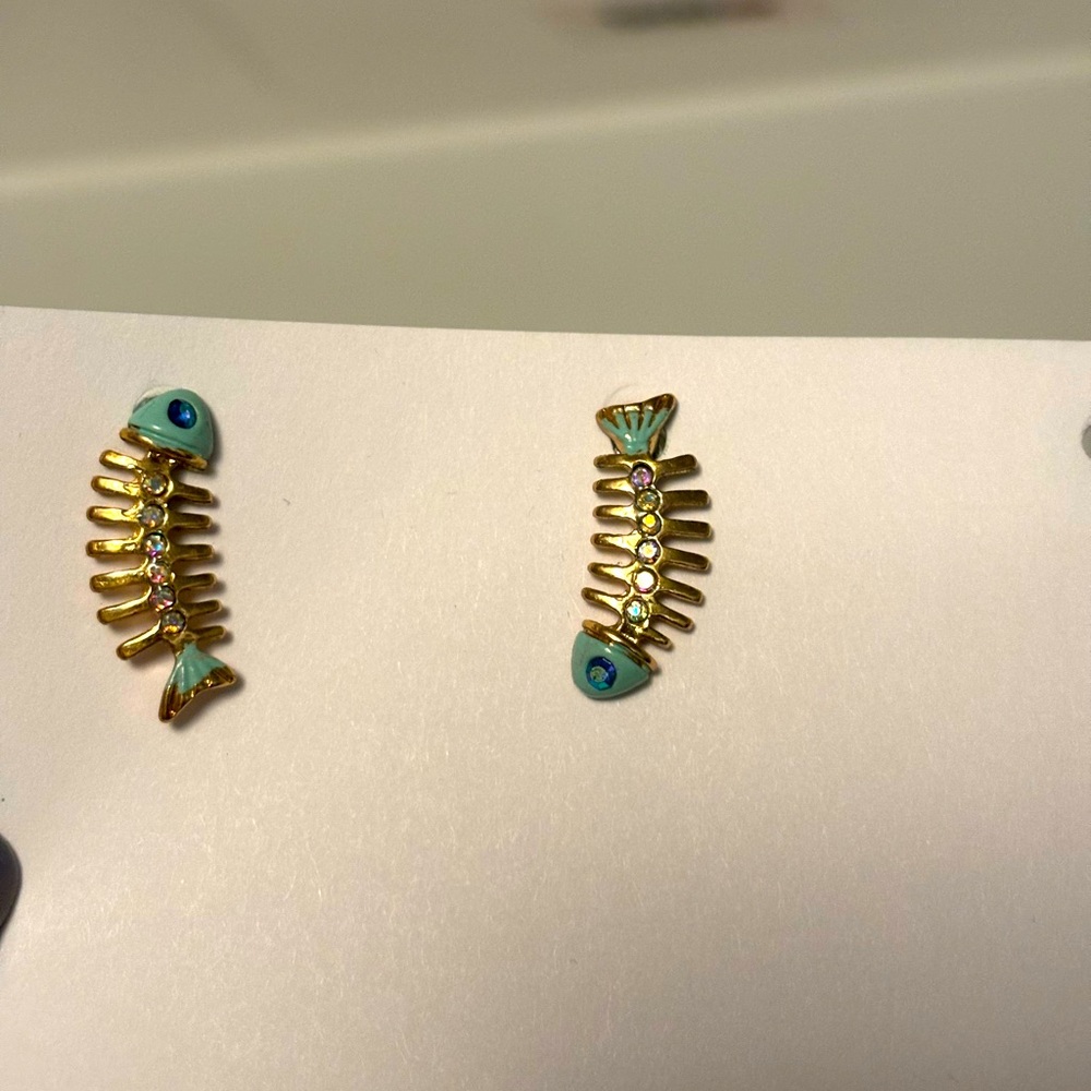 Betsey Johnson fish skeleton bone earrings